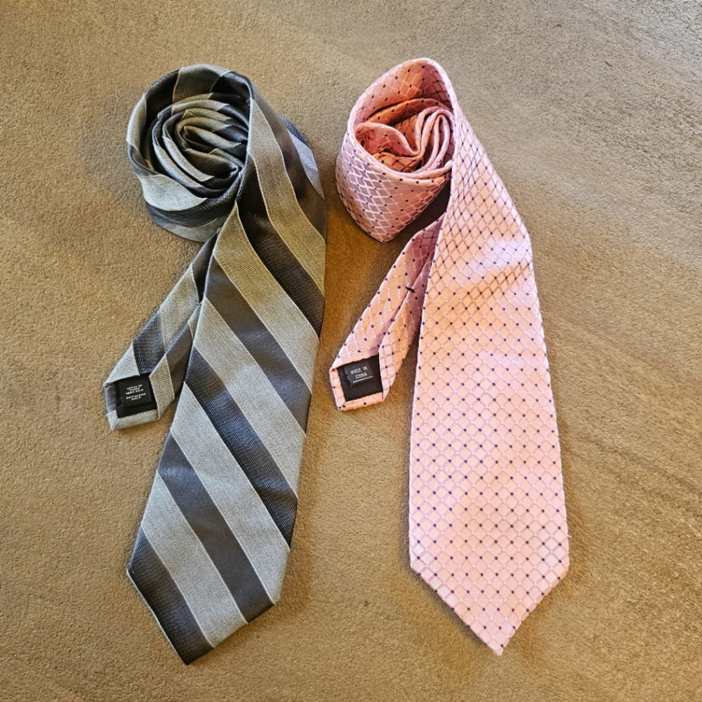 Mens tie 👔 set of 2 - EXPRESS  & CLUB ROOM